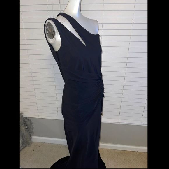 New Chiara Boni La Petite Robe Contanza One-Shoulder Ruched Gown $995 - Picture 9 of 10